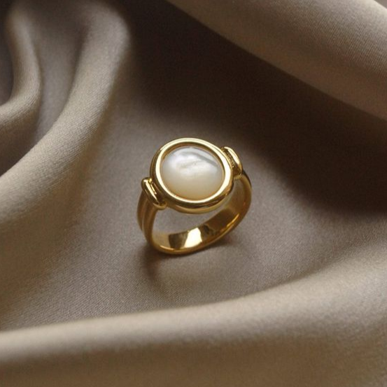 Anillo Elegante Todo en Perlas